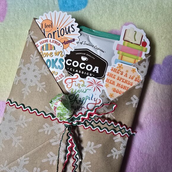 Blind Date With a Book - Adult Fiction Romantasy Romance Fantasy Historical Gift - Picture 2 of 2